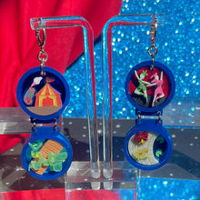 Load image into Gallery viewer, Mini Three Wonders Pocket World EARRINGS
