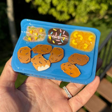 Load image into Gallery viewer, 90s Frozen Meal HAIR CLAW *PREORDER*