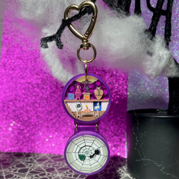 Stay Forever Pocket World BAG CHARM – Honey Hearted