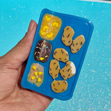 Load image into Gallery viewer, 90s Frozen Meal HAIR CLAW

